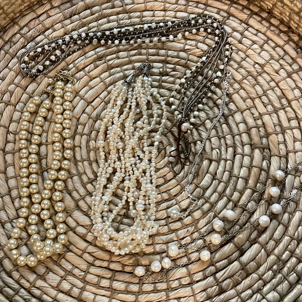 Lot of pearl costume jewelry